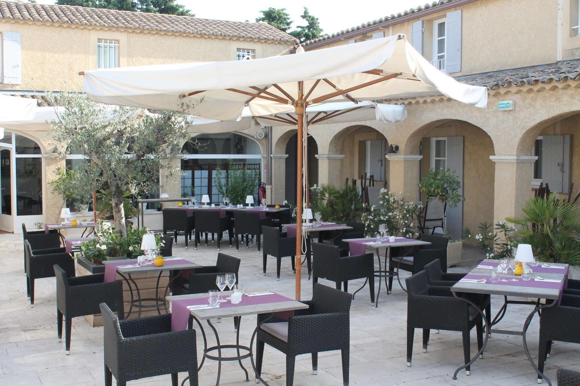 Le Fabian Des Baux Hotel Exterior foto