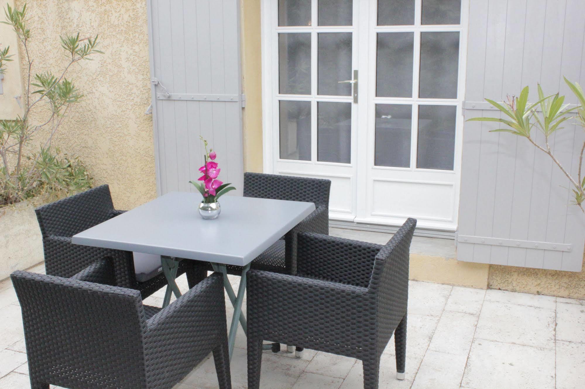 Le Fabian Des Baux Hotel Exterior foto