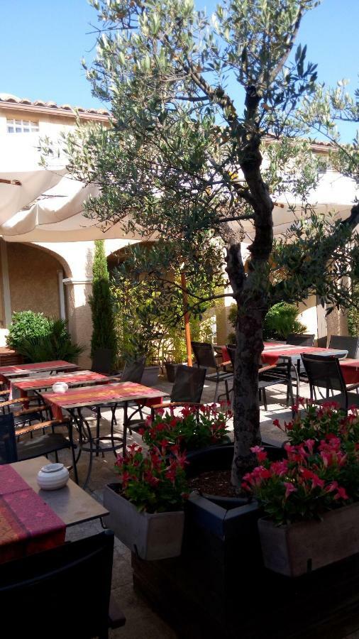 Le Fabian Des Baux Hotel Exterior foto